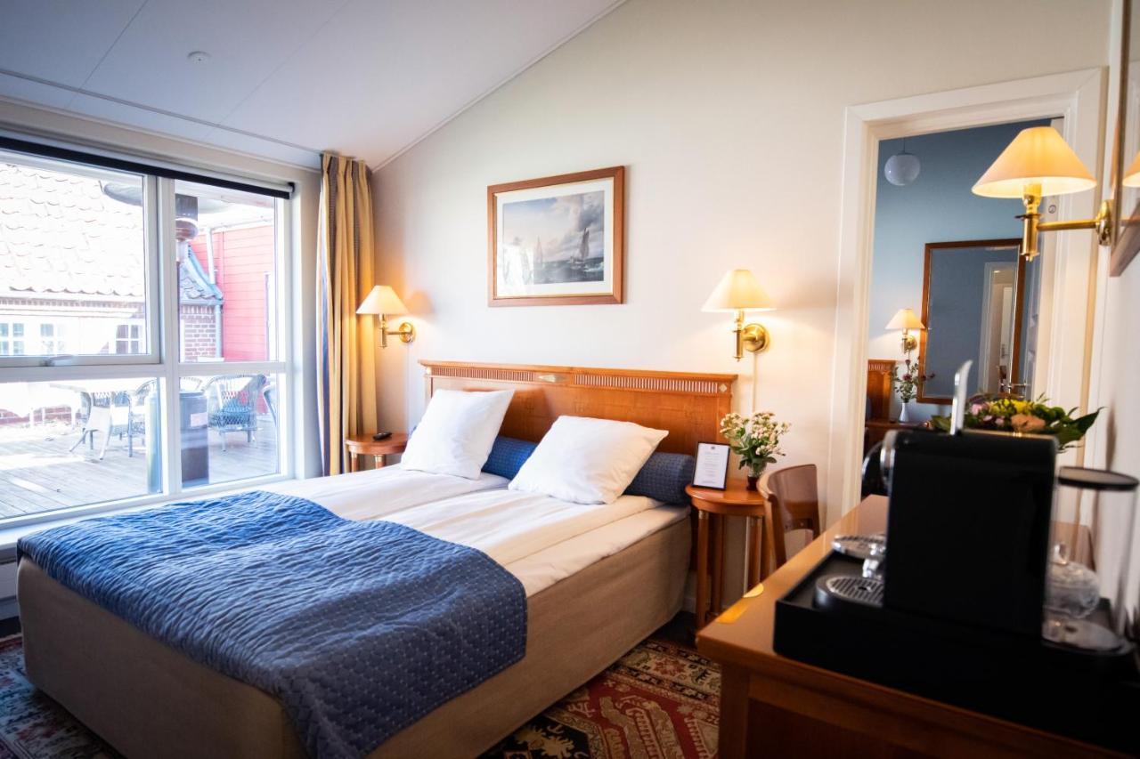 Hotel Mollehuset Hadsund Exteriör bild